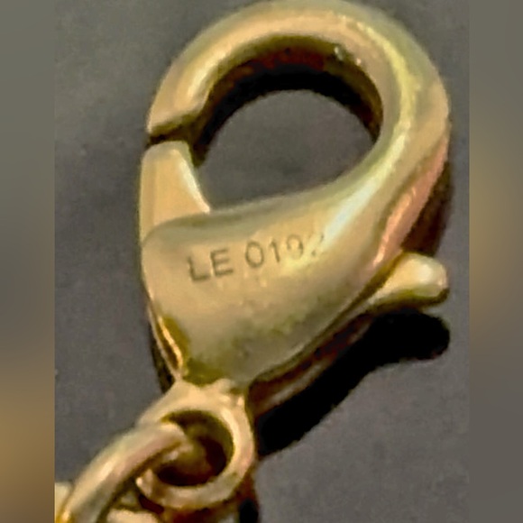 Louis Vuitton Brassiere Love Letters Gold Tone Bracelet - Picture 2 of 9